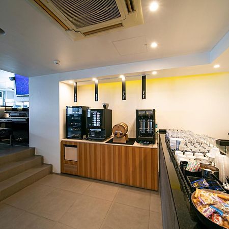 Hotel The Grandee Shinsaibashi Osaka Exterior photo